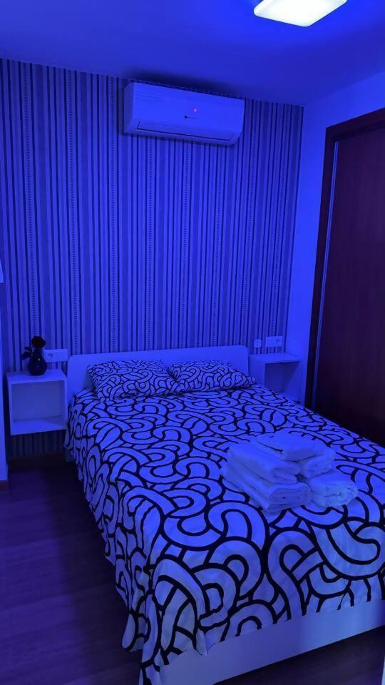 בוריאנה Apartamentos Felip 3 מראה חיצוני תמונה