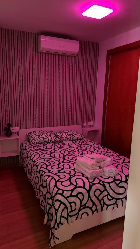 בוריאנה Apartamentos Felip 3 מראה חיצוני תמונה