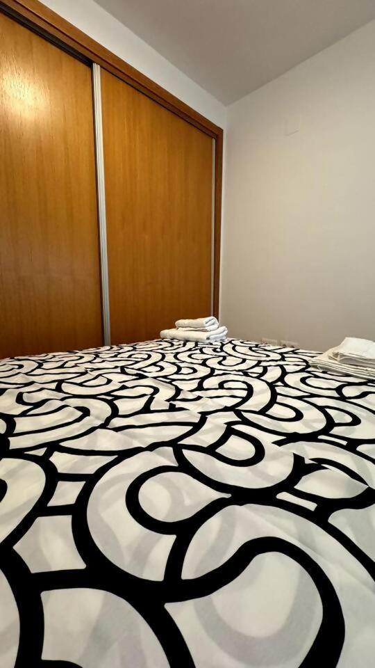 בוריאנה Apartamentos Felip 3 מראה חיצוני תמונה