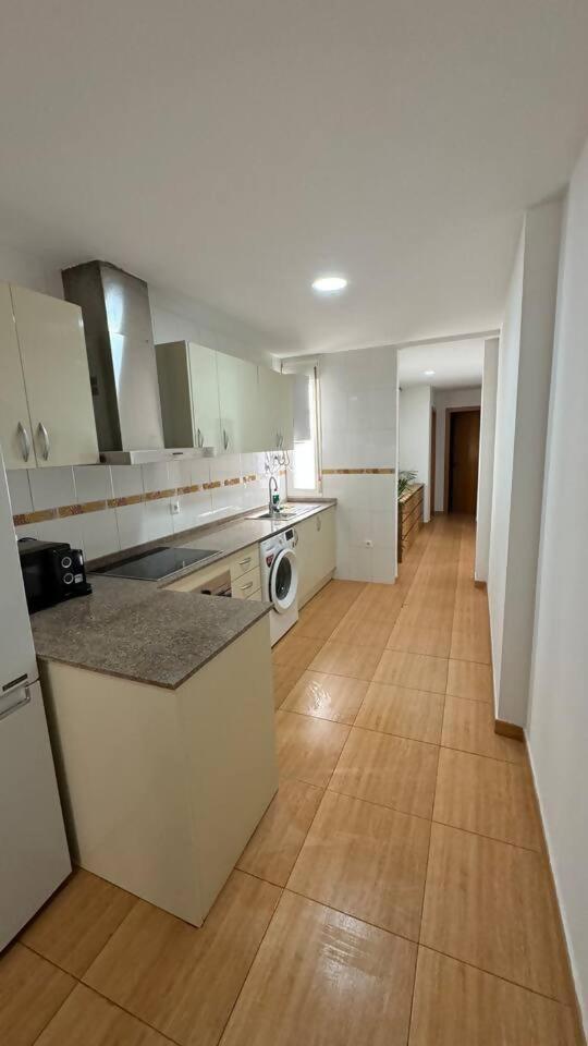 בוריאנה Apartamentos Felip 3 מראה חיצוני תמונה