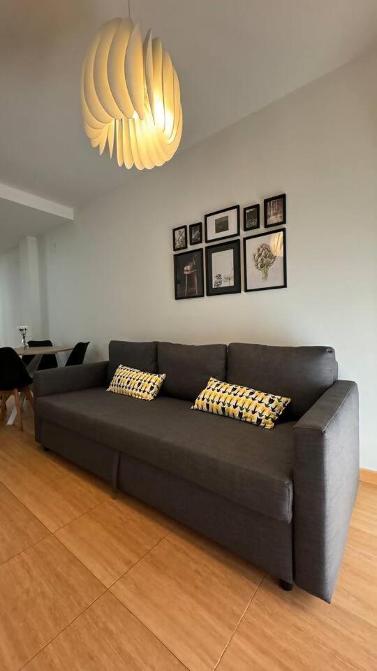 בוריאנה Apartamentos Felip 3 מראה חיצוני תמונה