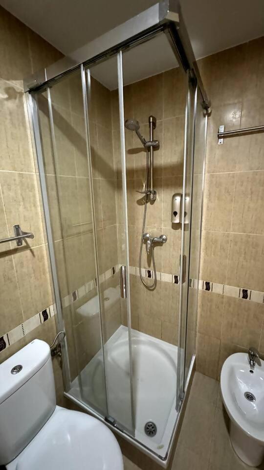 בוריאנה Apartamentos Felip 3 מראה חיצוני תמונה